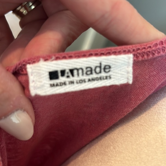 LA Made off the shoulder top - Picture 3 of 4